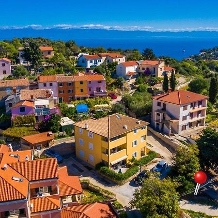Bozena Apartamento Mali Lošinj Exterior foto